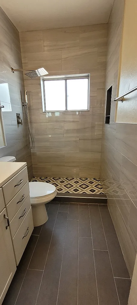 Main bathroom